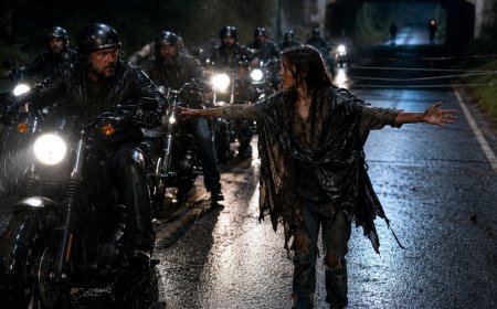 "Trap Ahead, Run!" a Homeless Girl Warned 10 Bikers—What the Hells Angels Found Changed Her Fate!