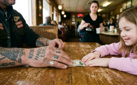 A Hells Angel Met A Little Girl Who Paid For His Coffee With Her Last Dollar — What Happened Next Has The Internet In Tears