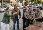 When the HOA president smiled and charged my 76-year-old neighbor $25 to reach his oxygen tank, I didn’t yell. I made one call and waited by the white line. What the sheriff carried in his cruiser would change everything.
