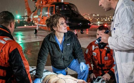 The charge nurse laughed at my scarred thumb and called me “sweetie” in front of everyone — then the red EMS phone rang and a Coast Guard pilot asked for me by a call sign I hadn’t heard since the desert. What happened next shut down the entire ER.
