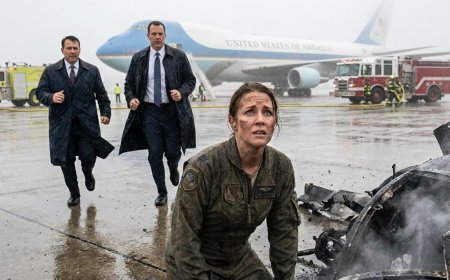 My commander called me a liability in front of the entire squadron. Four hours later I saved Air Force One, and when they tried to court-martial me, I placed my logbook on the table.